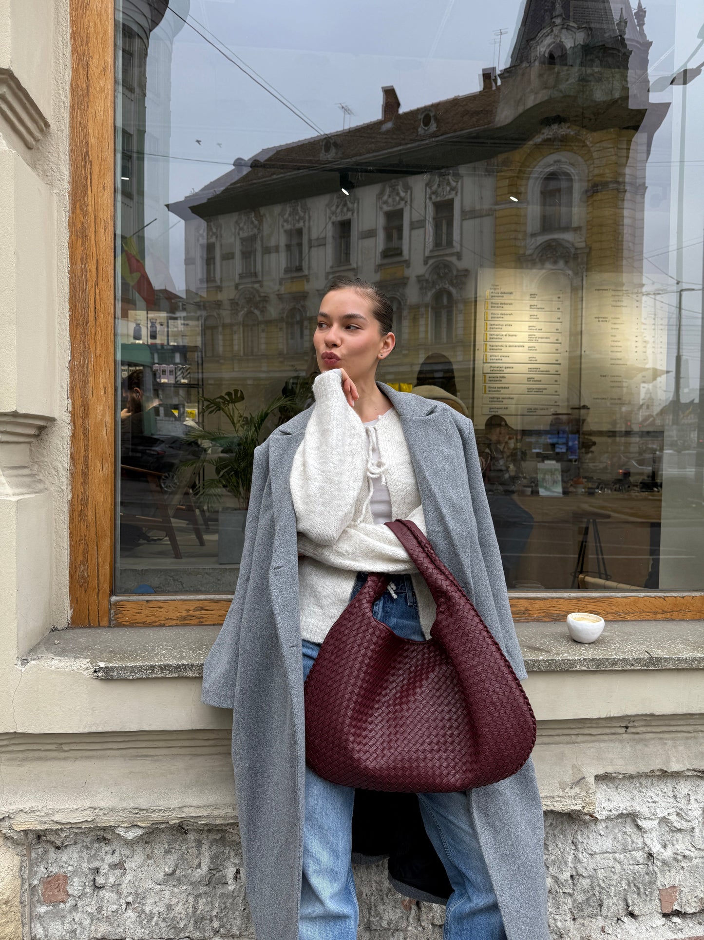 Gunilla™ | Gebreid vest met strikdetails – Beige